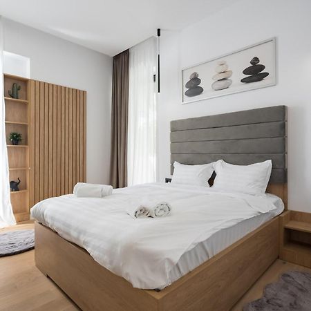 Eden - Elegant Retreat In Rosetti Luxury Apartment Bucharest Exterior photo