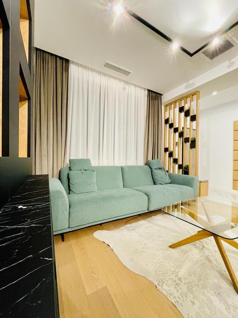 Eden - Elegant Retreat In Rosetti Luxury Apartment Bucharest Exterior photo