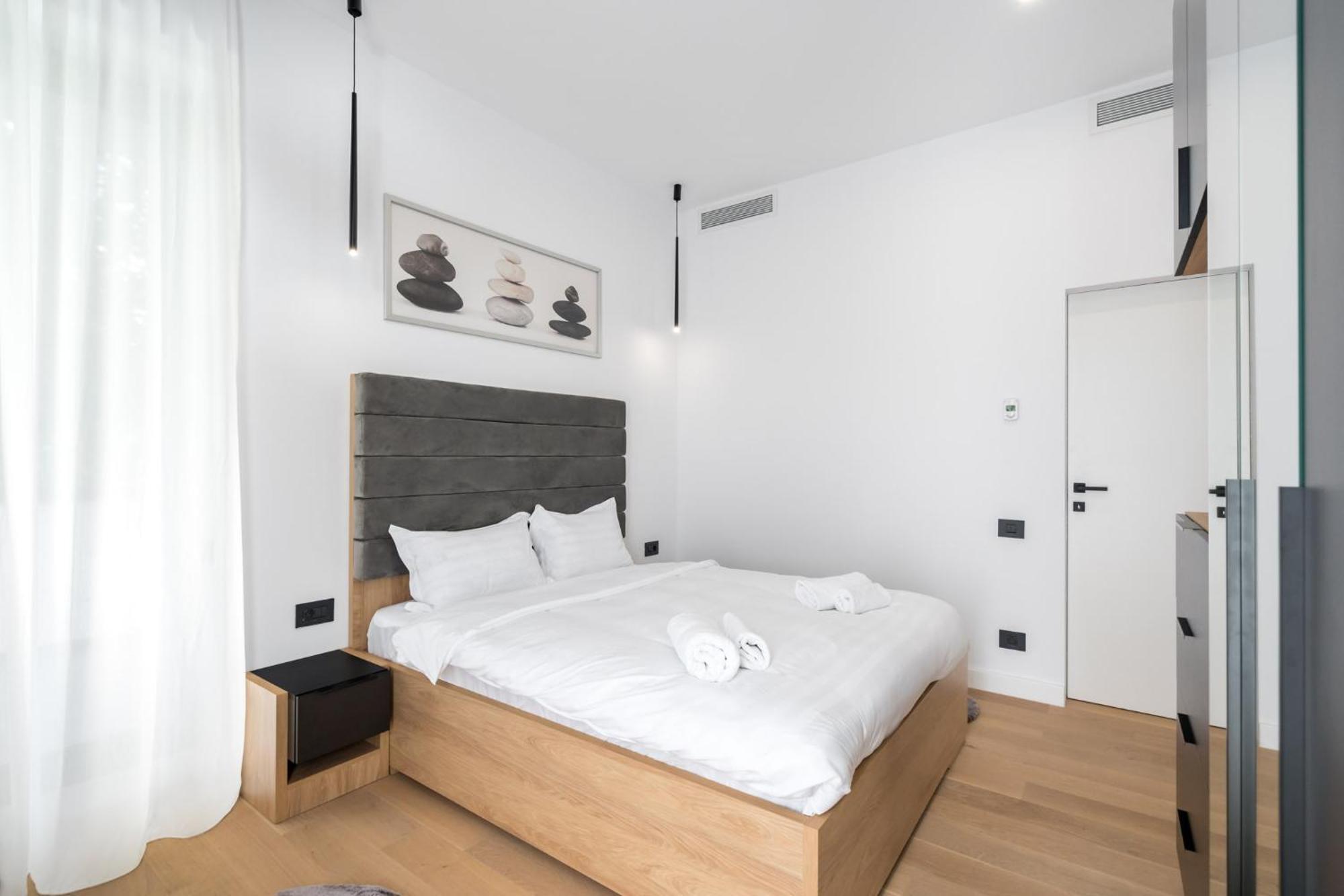 Eden - Elegant Retreat In Rosetti Luxury Apartment Bucharest Exterior photo